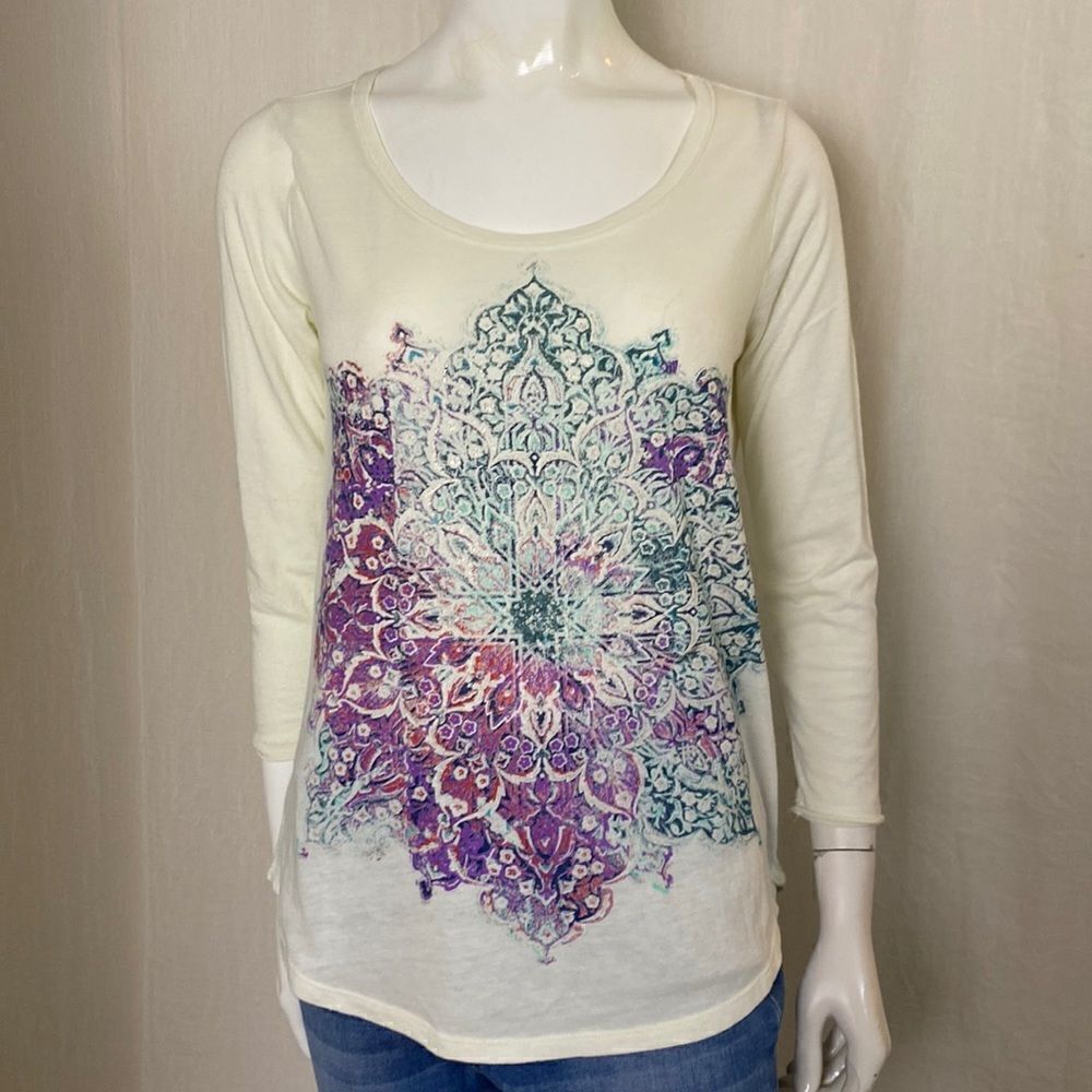 Lucky Brand Top Small Graphic Design